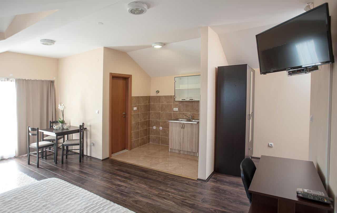 Apartament ดานิลอฟแกรด ภายนอก รูปภาพ